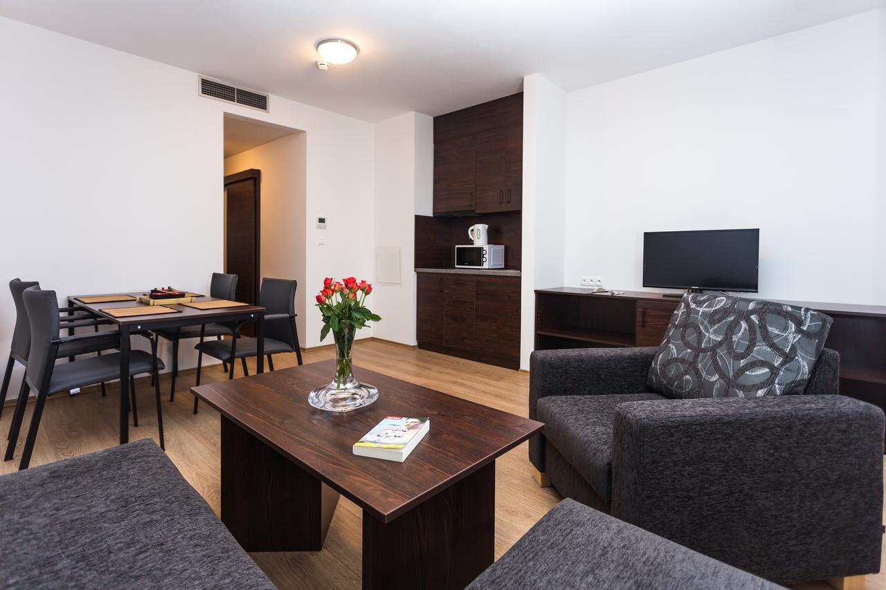 Barok Hotel And Apartments Bratislava Luaran gambar
